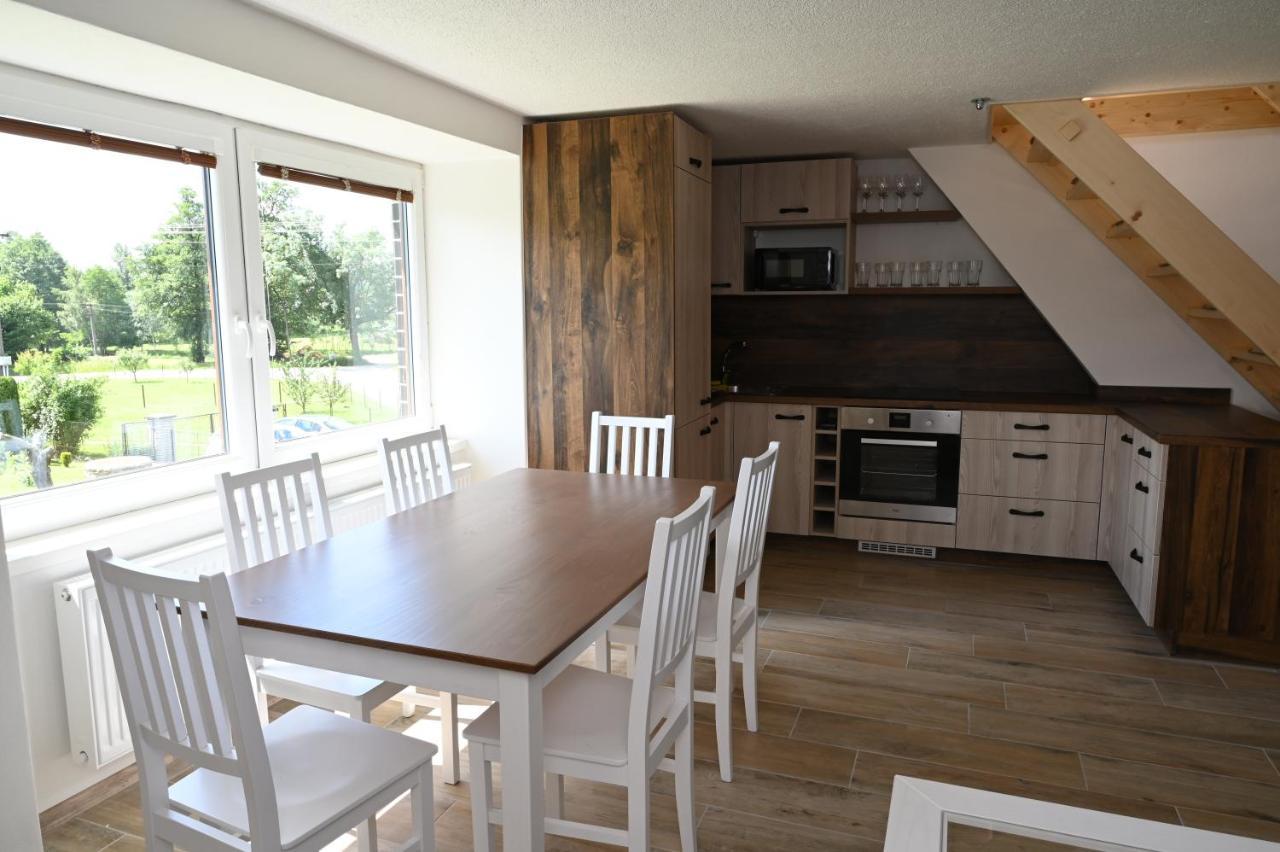 Penzion Mezi řádky Jindřichŭv Hradec Exterior foto